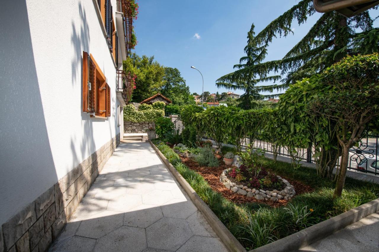 Apartment Amalia Volosko Abbazia Esterno foto